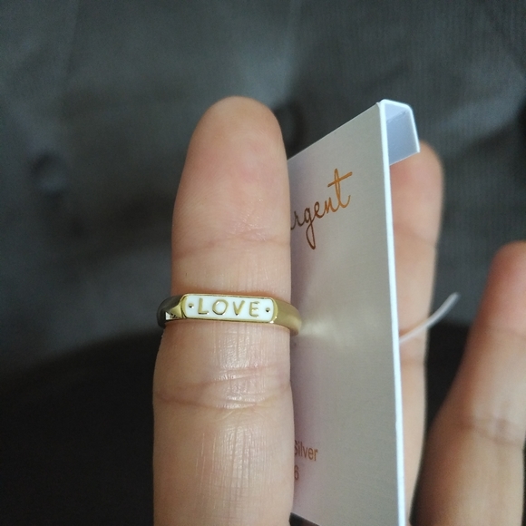 Cote d'Argent White Enamel "LOVE"❤️ Ring Sz 6 - Picture 4 of 16